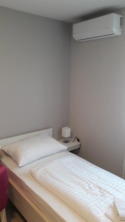Sun Apartments โมสตาร์ ภายนอก รูปภาพ
